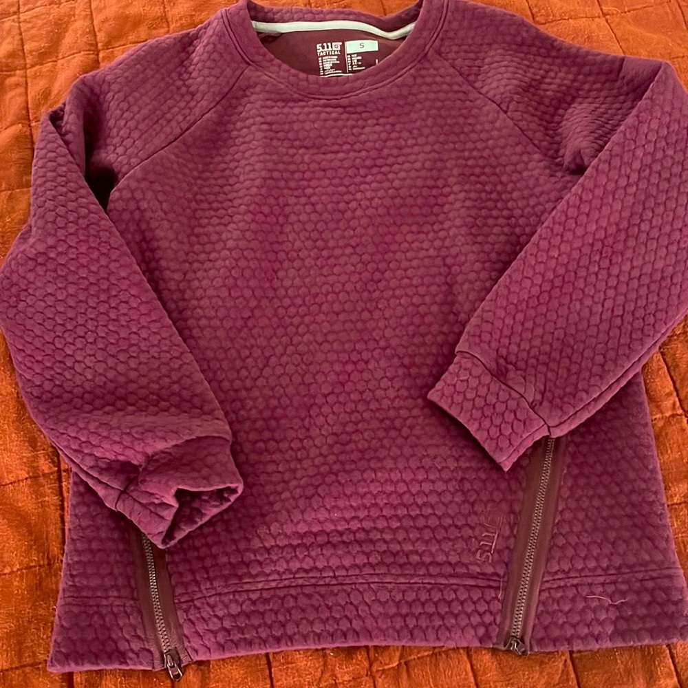 Plum covered sweatshirt by 511. Easy concealment and easy access